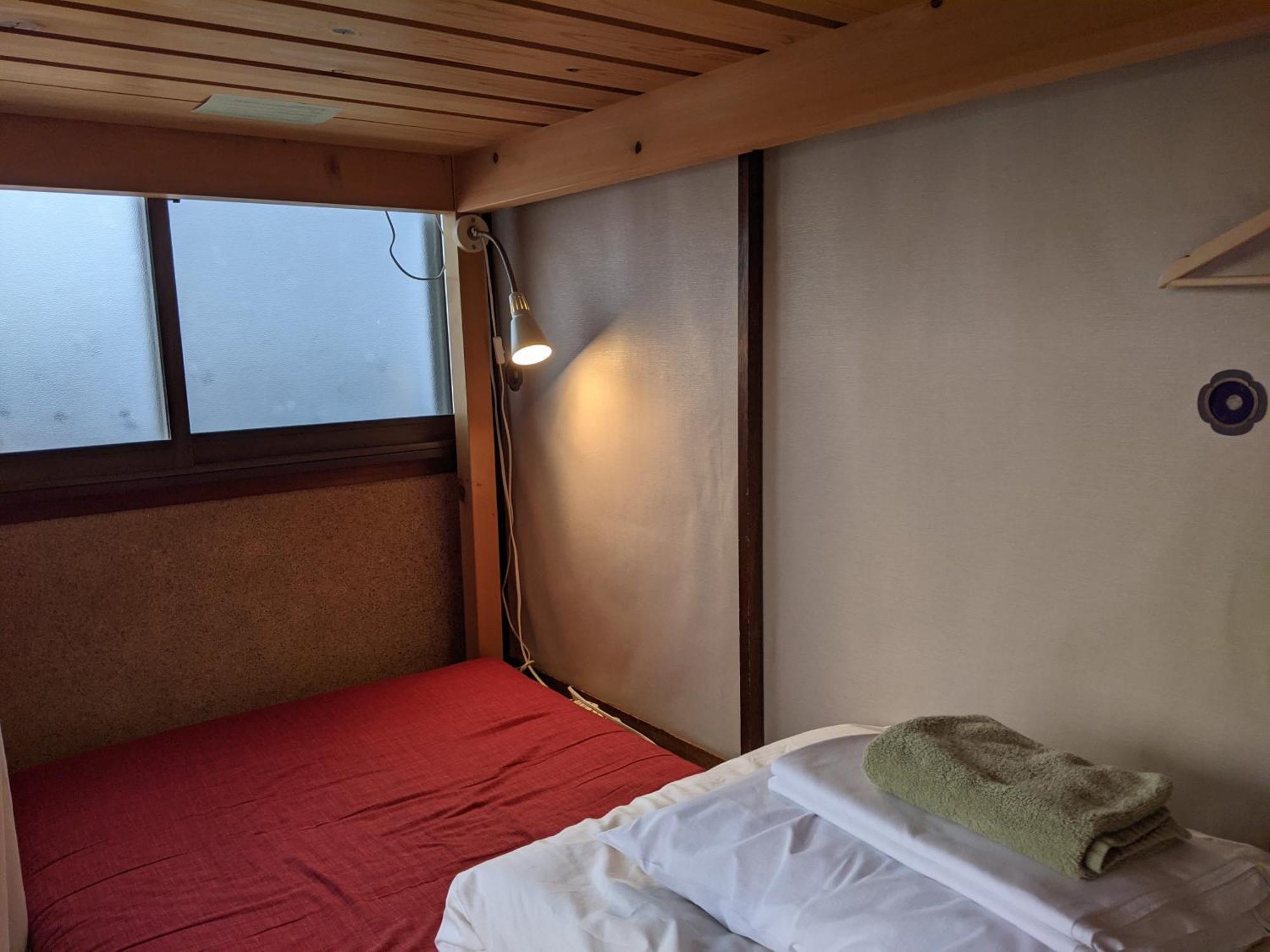 Guesthouse Tomaru Такаяма Экстерьер фото